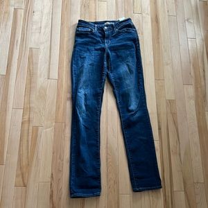 Lucky Brand Mid Rise Straight Leg Jeans